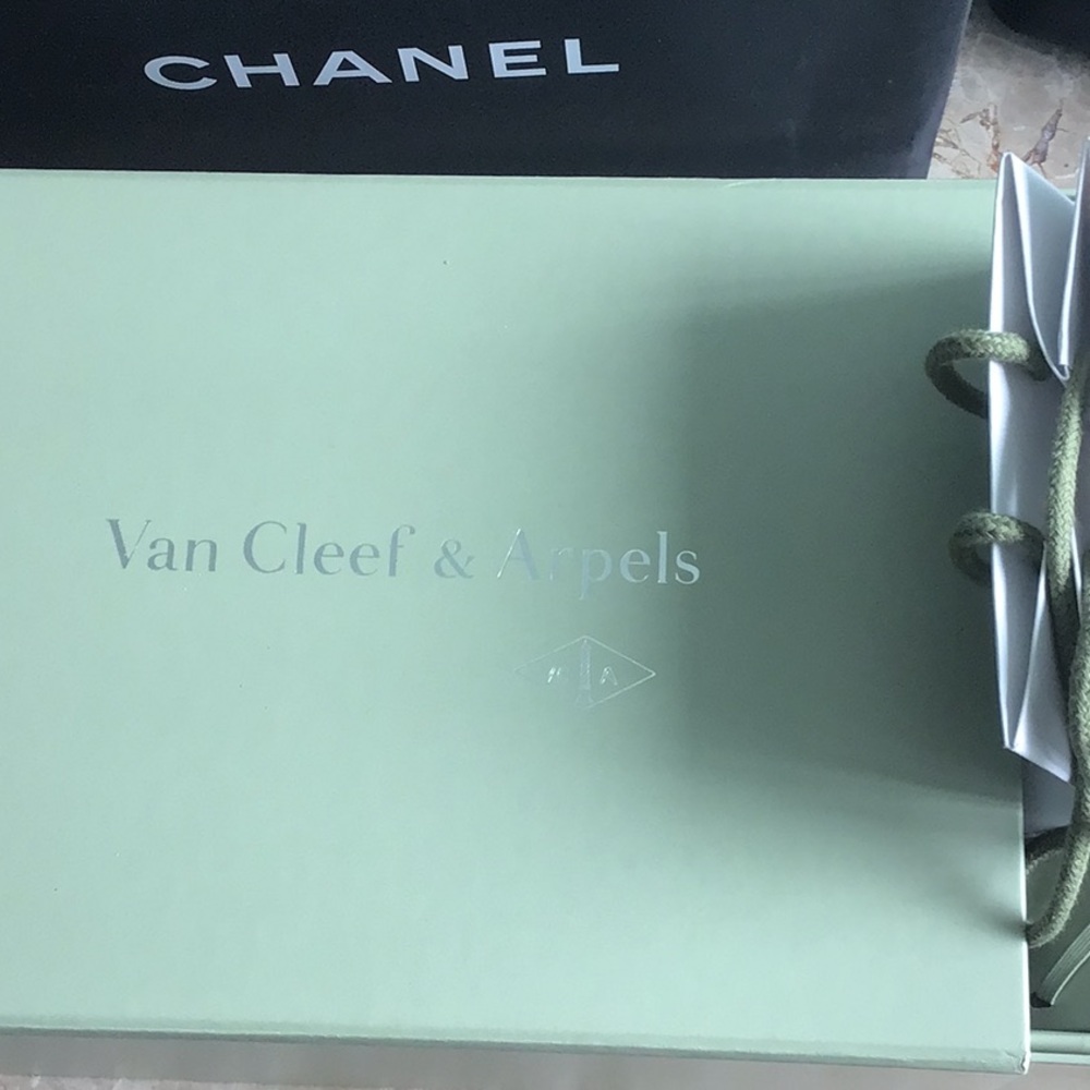 Van Cleef & Arpels Sage Green Box with small bag